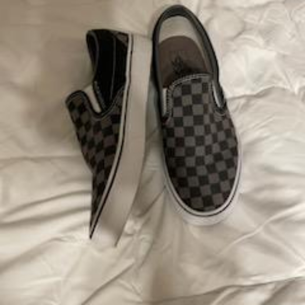 GREY & BLACK VANS